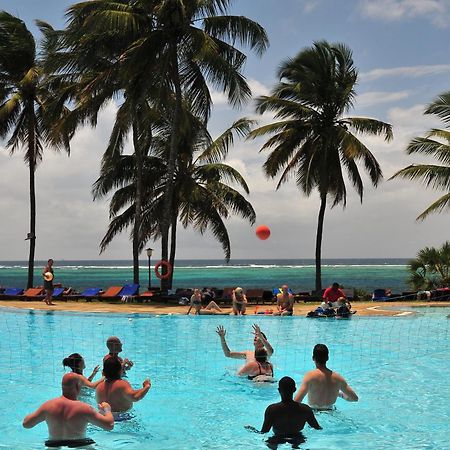 Reef Hotel Mombasa Exterior foto